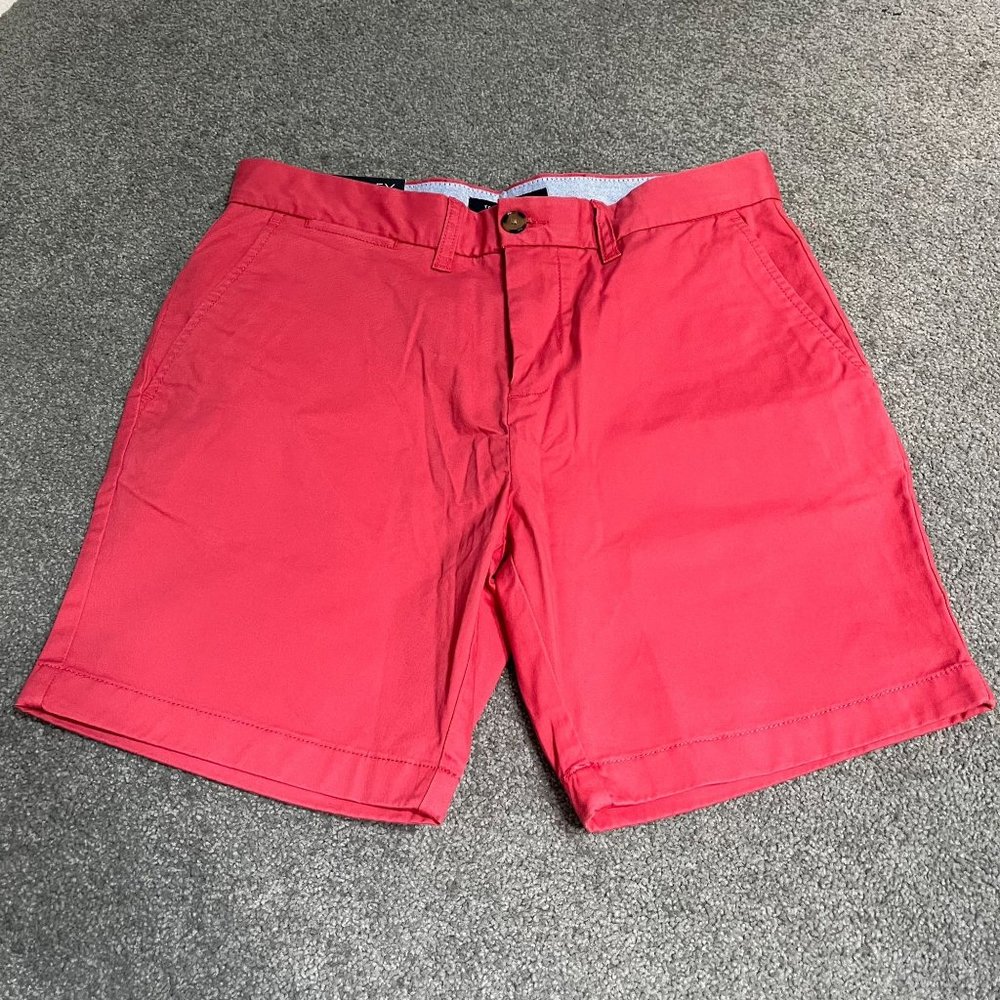 Tommy Hilfiger: NWT 7' Inch Shorts